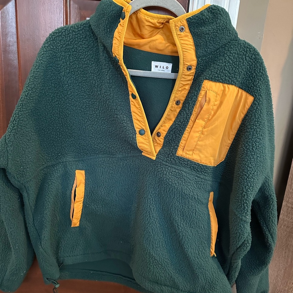 Green and Yellow Fleece Pullover